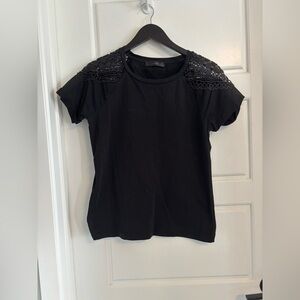 Hallhuber 100% Cotton Tee Crocheted Shoulders Black Quality Cotton size …​